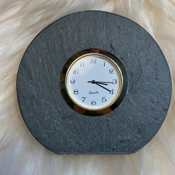 SALE!!! Clock in natural slate rock.     2 - Picture 2 of 9